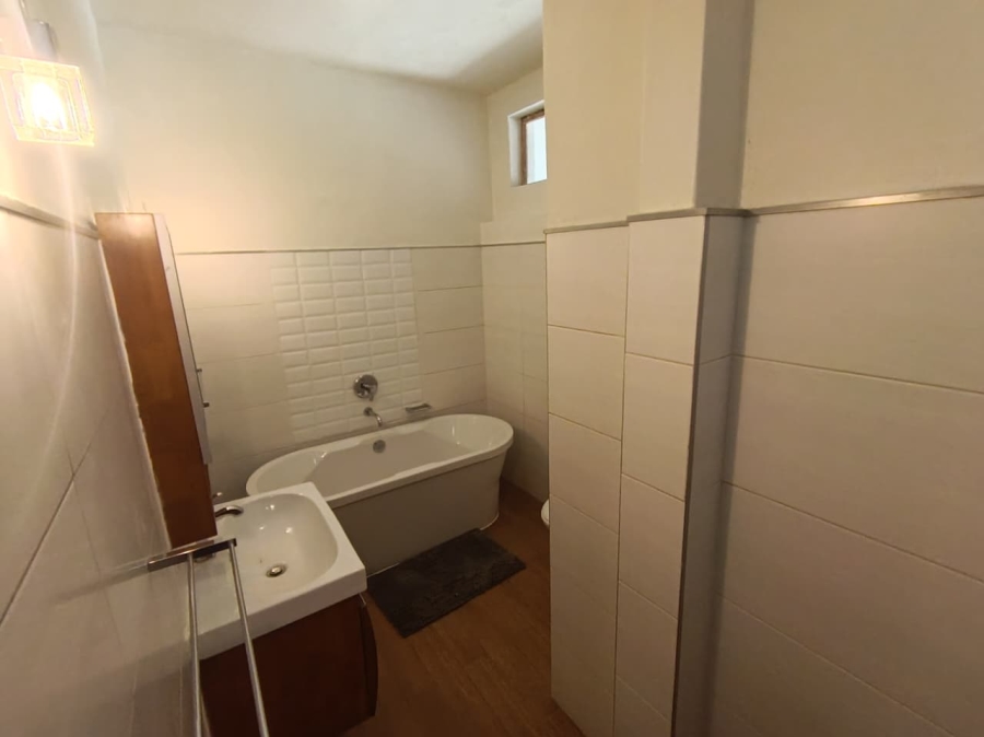 5 Bedroom Property for Sale in Cashan North West